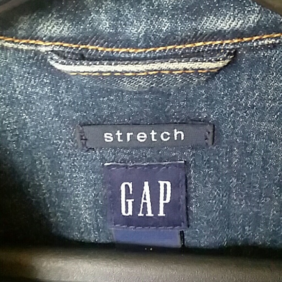 GAP Jeans Jacket. - Picture 4 of 5